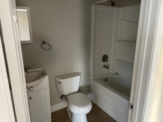 78 Suncrest Terrace in Colchester, VT - Building Photo - Building Photo