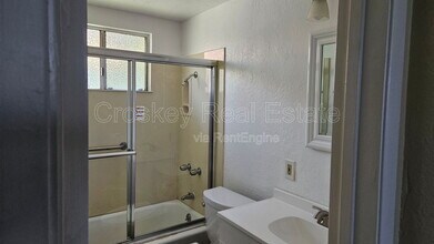 173 E 15th St in Pittsburg, CA - Building Photo - Building Photo