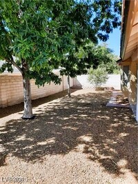 7121 Deep River Cir in Las Vegas, NV - Building Photo - Building Photo