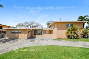 1325 NE 200th Terrace in North Miami Beach, FL - Building Photo