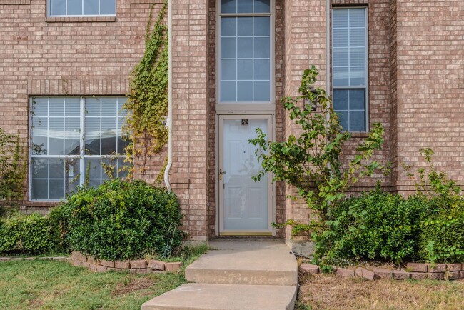 4005 Breckenridge Ct in The Colony, TX - Building Photo - Building Photo