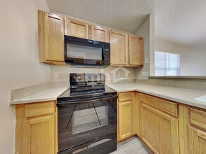 9565 Staples Mill Dr in Jacksonville, FL - Building Photo - Building Photo