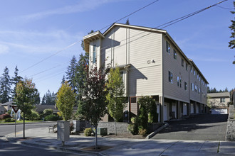 5501 234th St SW in Mountlake Terrace, WA - Building Photo - Building Photo