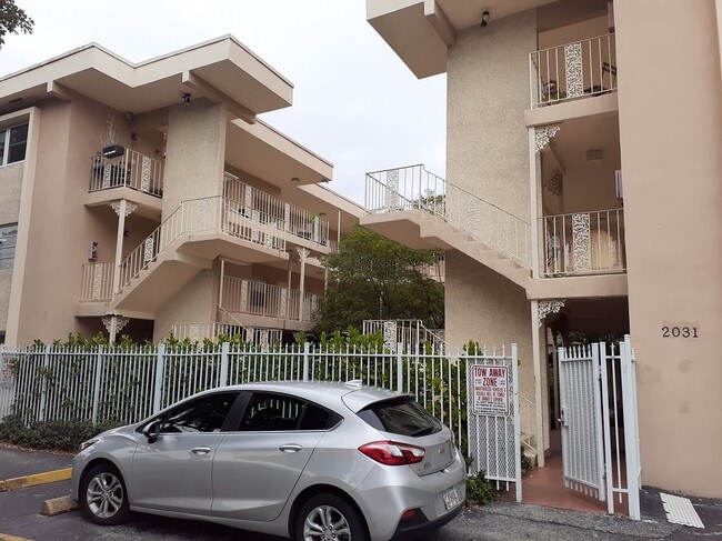 property at 2031 Dewey St