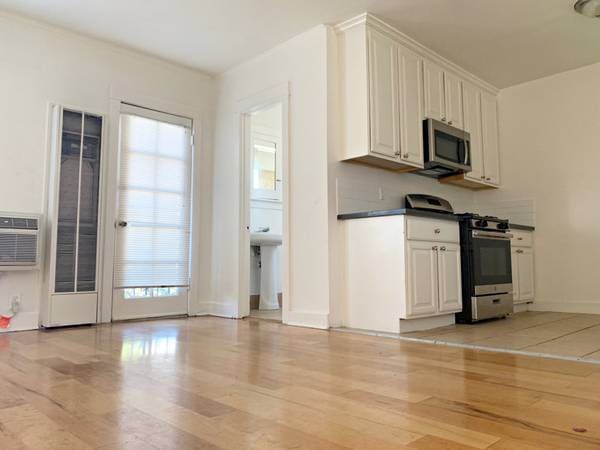 5414 Fountain Ave in Los Angeles, CA - Building Photo - Building Photo