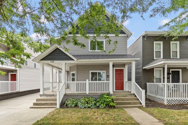 618 4th St NW, Unit Unit 1 in Grand Rapids, MI - Foto de edificio - Building Photo