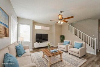 7018 Salt Marsh Ct in Las Vegas, NV - Foto de edificio - Building Photo