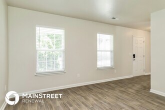 1122 Langston Dr in Greensboro, NC - Foto de edificio - Building Photo