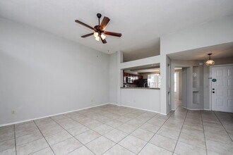 5237 Desmond Ln in Orlando, FL - Building Photo - Building Photo