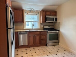 50 Ackerman Pl in Scarsdale, NY - Building Photo - Building Photo