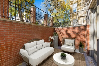 943 N Leavitt in Chicago, IL - Building Photo - Building Photo