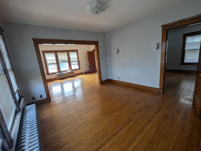 215 Peck Ave, Unit 2 in West Haven, CT - Foto de edificio - Building Photo