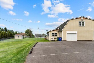 1210 Stafford Dr, Unit Whole House in Christiansburg, VA - Building Photo - Building Photo