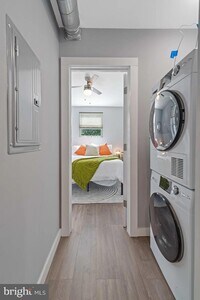 2527 N Front St photo'