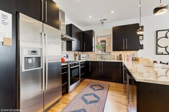 1842 N Damen Ave in Chicago, IL - Building Photo - Building Photo