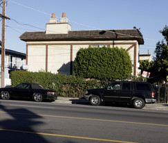 6928 Laurel Canyon Blvd Apartments