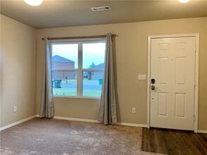 7851 Bridgegate Ave in Springdale, AR - Building Photo - Building Photo