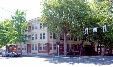 The Delmont in Seattle, WA - Foto de edificio - Building Photo