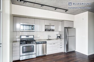1823 Minor Ave-Unit -FL8-ID91 in Seattle, WA - Foto de edificio - Building Photo