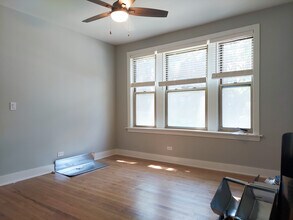 1954 W Winona St, Unit 1 in Chicago, IL - Building Photo - Building Photo