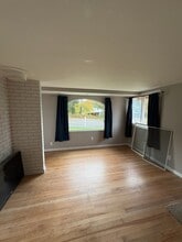 19802 Des Moines Memorial Dr in Seatac, WA - Building Photo - Building Photo