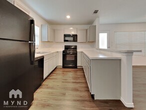 5225 Elrington Vly Ln in Porter, TX - Building Photo - Building Photo