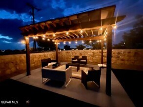 7561 Red Cedar Dr in El Paso, TX - Building Photo - Building Photo