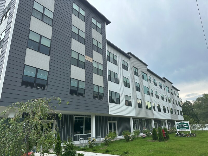 197 Pearl St-Unit -413 in Essex Junction, VT - Foto de edificio