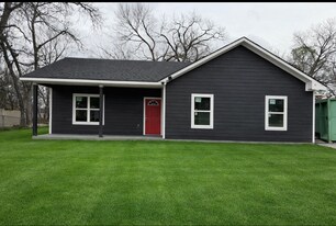 2656 Locust Ave in Dallas, TX - Building Photo