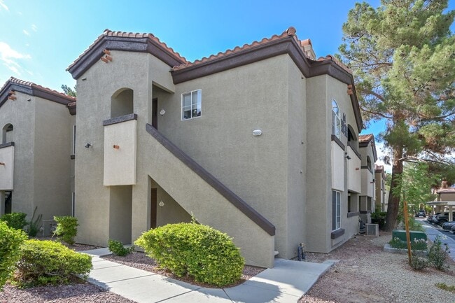 9000 S Las Vegas Blvd in Las Vegas, NV - Building Photo - Building Photo