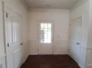 867 Pine Ln in Lawrenceville, GA - Building Photo - Building Photo