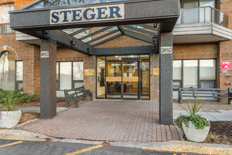 La Residence Steger in St. Laurent, QC - Building Photo - Building Photo