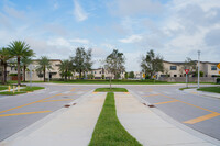 20530 NW 20th Ave in Miami Gardens, FL - Foto de edificio - Building Photo