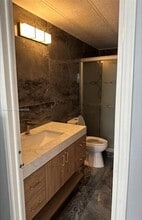 20007 NW 53rd Ct, Unit Lot 282 in Opa Locka, FL - Foto de edificio - Building Photo