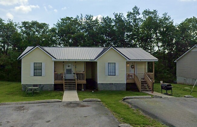 232 Dogwood Pointe Dr