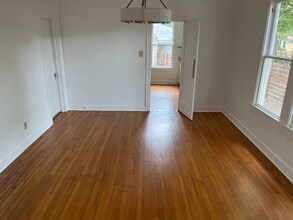 9100 Georgian Dr in Austin, TX - Building Photo - Building Photo