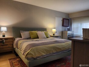 118 E 60th St-Unit -17-G in New York, NY - Building Photo - Building Photo