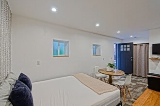 200-202 39th St in Manhattan Beach, CA - Building Photo - Building Photo