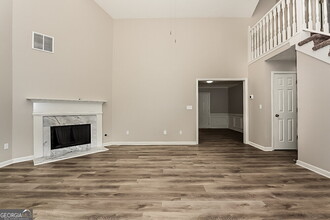611 Longstreet Ln in Locust Grove, GA - Building Photo - Building Photo