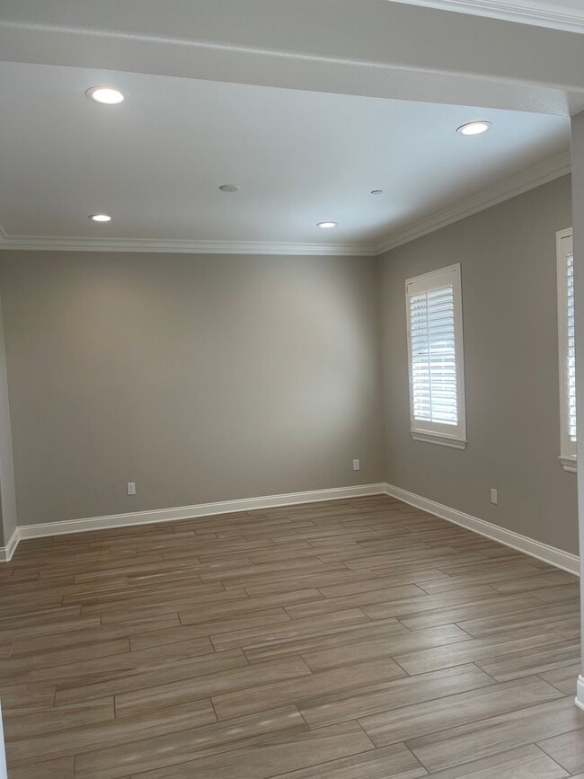 34600 Serdonis St in Temecula, CA - Building Photo - Building Photo