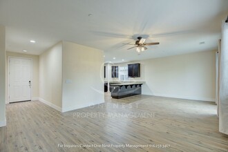 1298 Cimmeron Way in Lincoln, CA - Building Photo - Building Photo