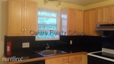 1185 Boylston St in Newton, MA - Building Photo - Building Photo