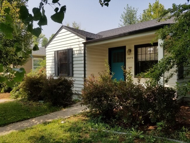 property at 2475 S Gilpin St