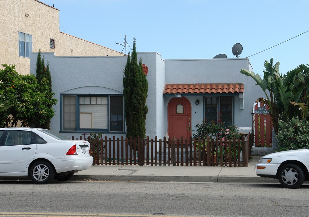 936-944 Poli St in Ventura, CA - Building Photo