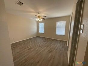 169 Spring Branch Loop in Kyle, TX - Building Photo - Building Photo