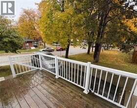 51 Caroga Ct in Hamilton, ON - Building Photo - Building Photo