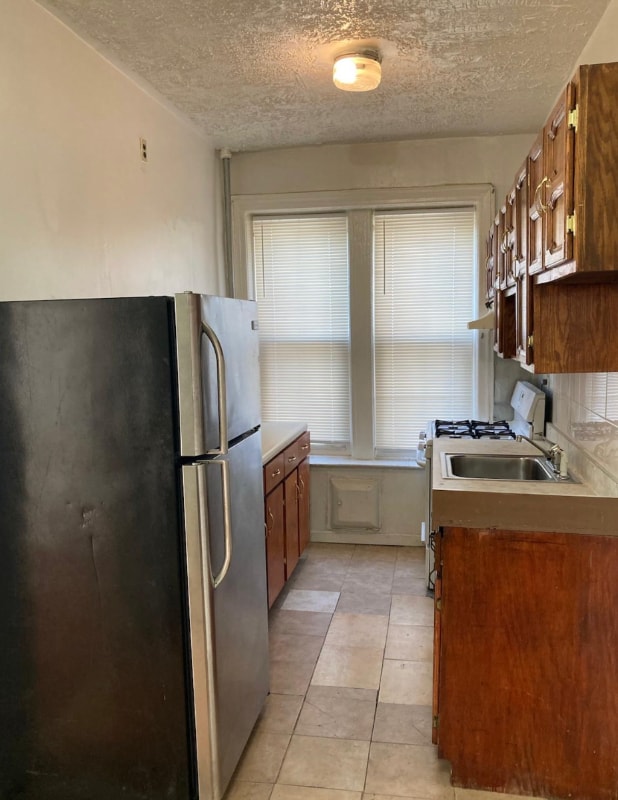 302 E 91st St in Brooklyn, NY - Building Photo - Building Photo