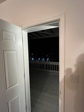 144 N Clinton St, Unit 4 in Poughkeepsie, NY - Foto de edificio - Building Photo