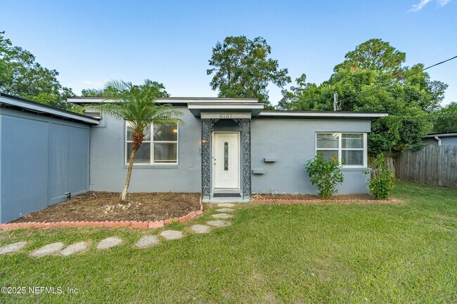 6167 Fordham Cir E in Jacksonville, FL - Building Photo - Building Photo