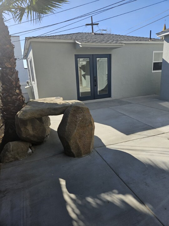 5730 Adelaide Ave-Unit -5730 in San Diego, CA - Building Photo
